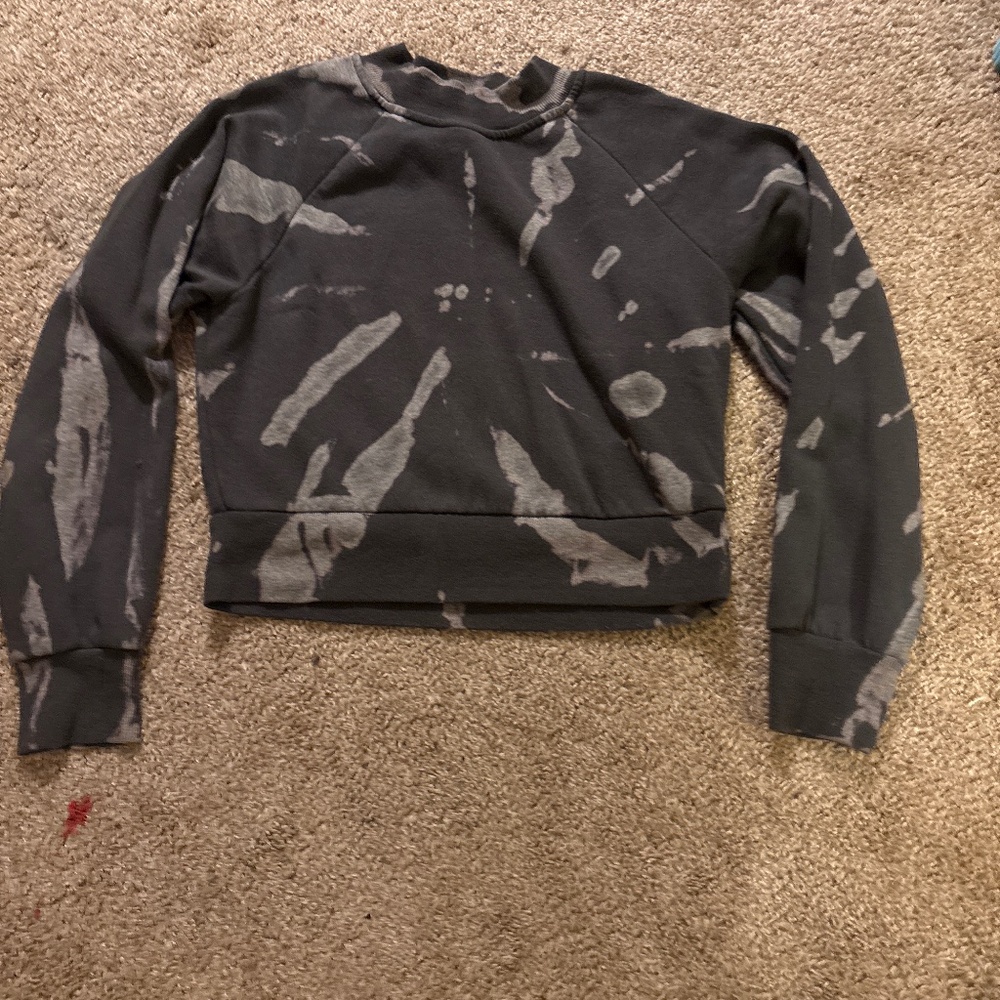 Cropped sweater